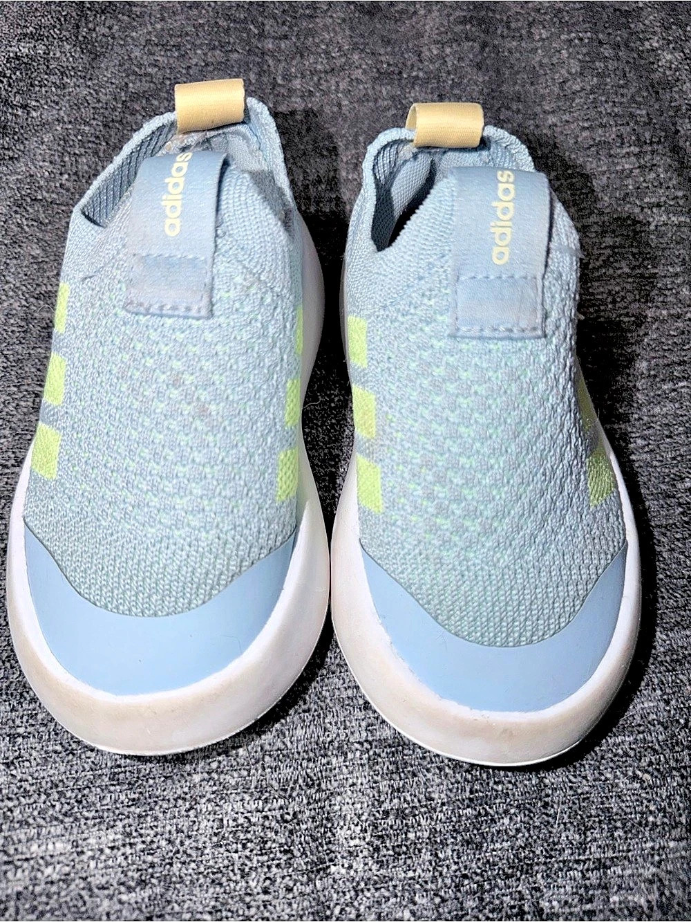 adidas Bubblecomfy Kids Sneakers in Blue & Green